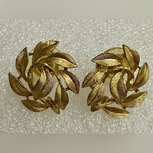 Vintage Gold tone Napier Leaf Earrings with Post Backs